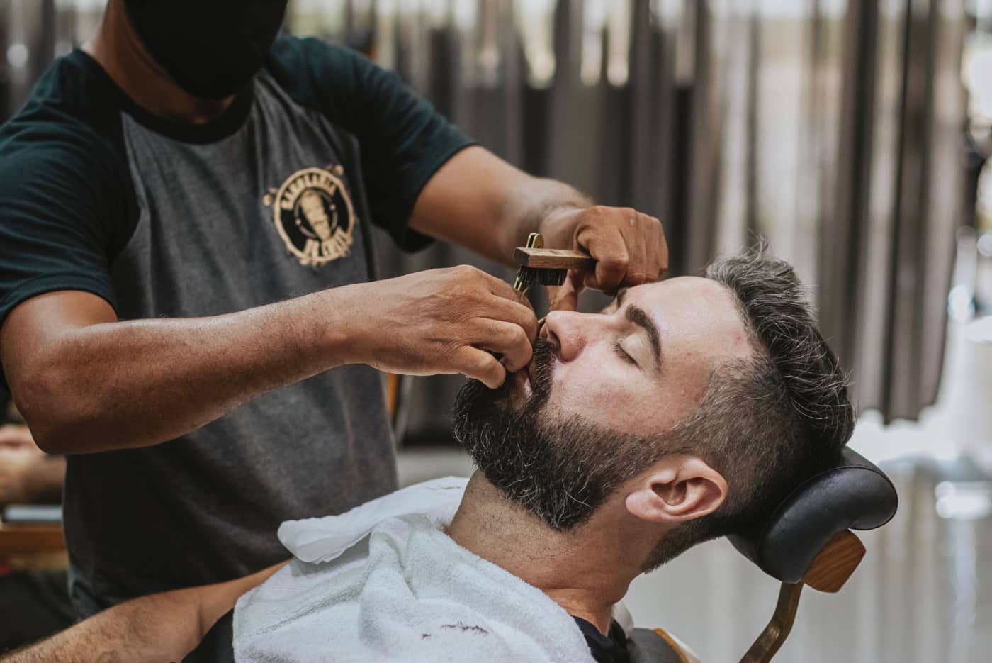 How to trim a beard the right way